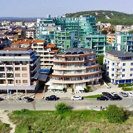 Sea View Hotel 2*